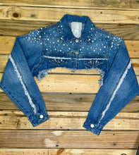 Cargar imagen en el visor de la galería, Denim crop jacket
